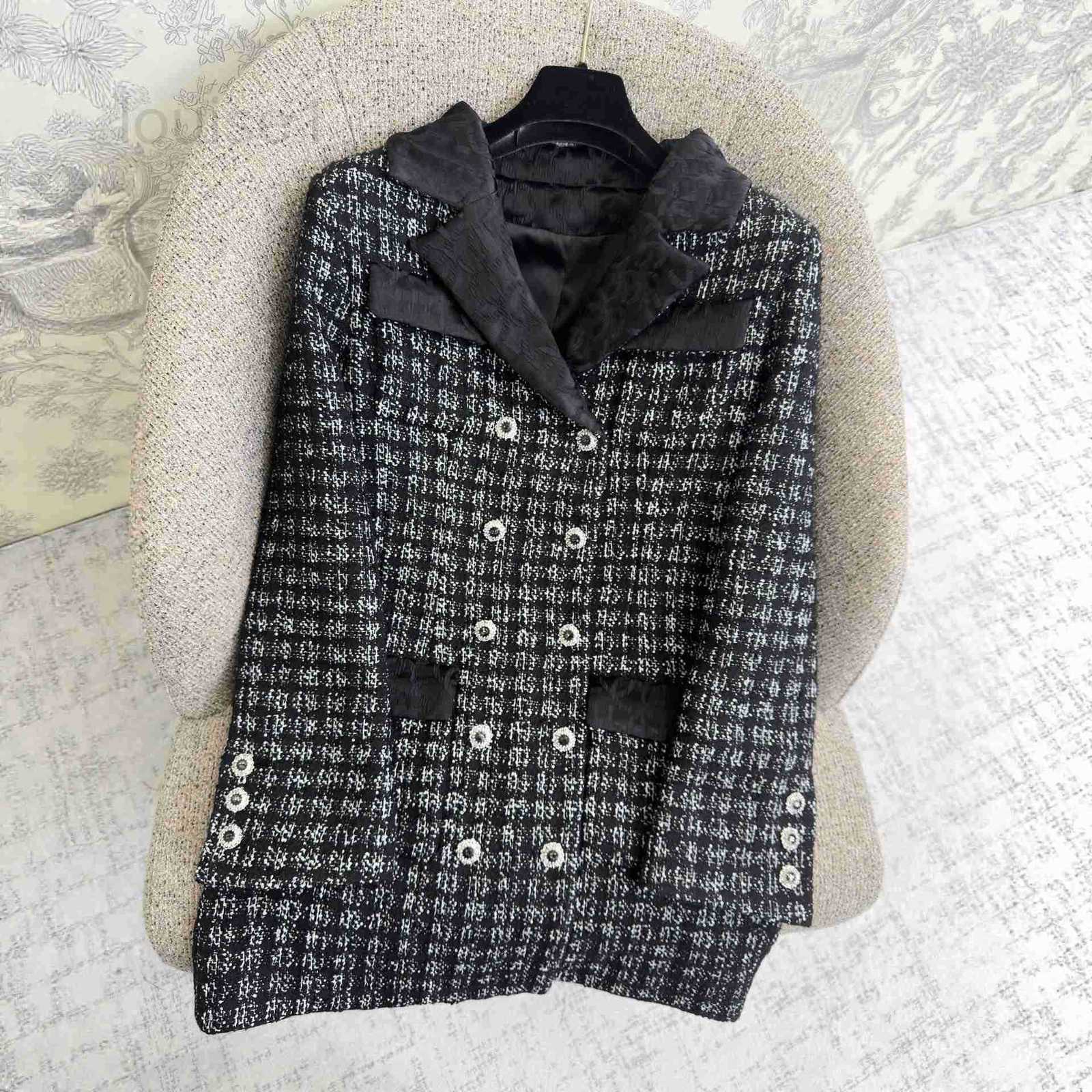 Women's Wool & Blends Designer Brand Winter New Black Turn-down Collar Long Woolen Coat BRVD