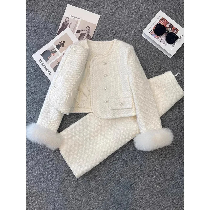 White Small Fragrance Style Set Womens Of The Season Winter Short down Jacket Long Skirt Two-Piece Set Elegant 251205
