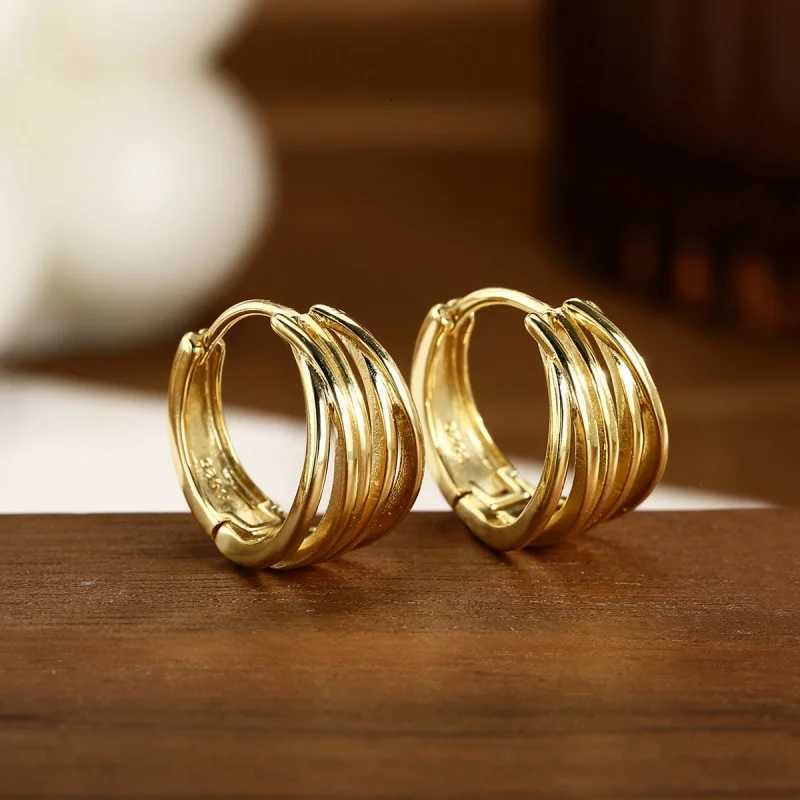 New Trendy Line Buckle Hoop Earrings For Women Metal Texture Silver Color Hypoallergenic Earring Charm Jewelry Party GiftsXJ251210-image-1087969401
