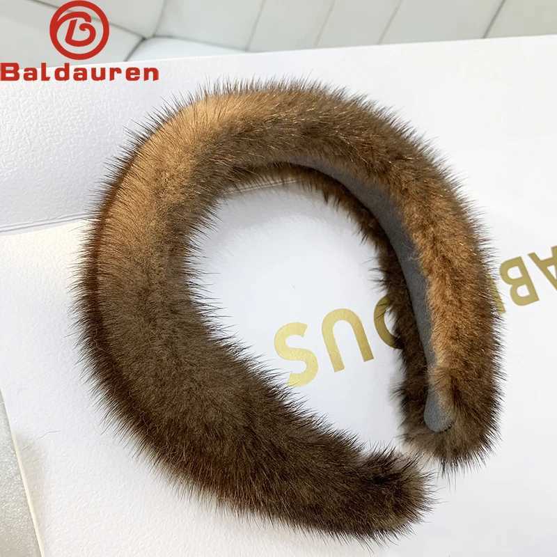 2025 Hot Sale Women Luxury winter 100 Real Mink Fur Headbands High Quality Real Fur Hair Band Lady Fashion Hair Hoop Furry GiftT251210