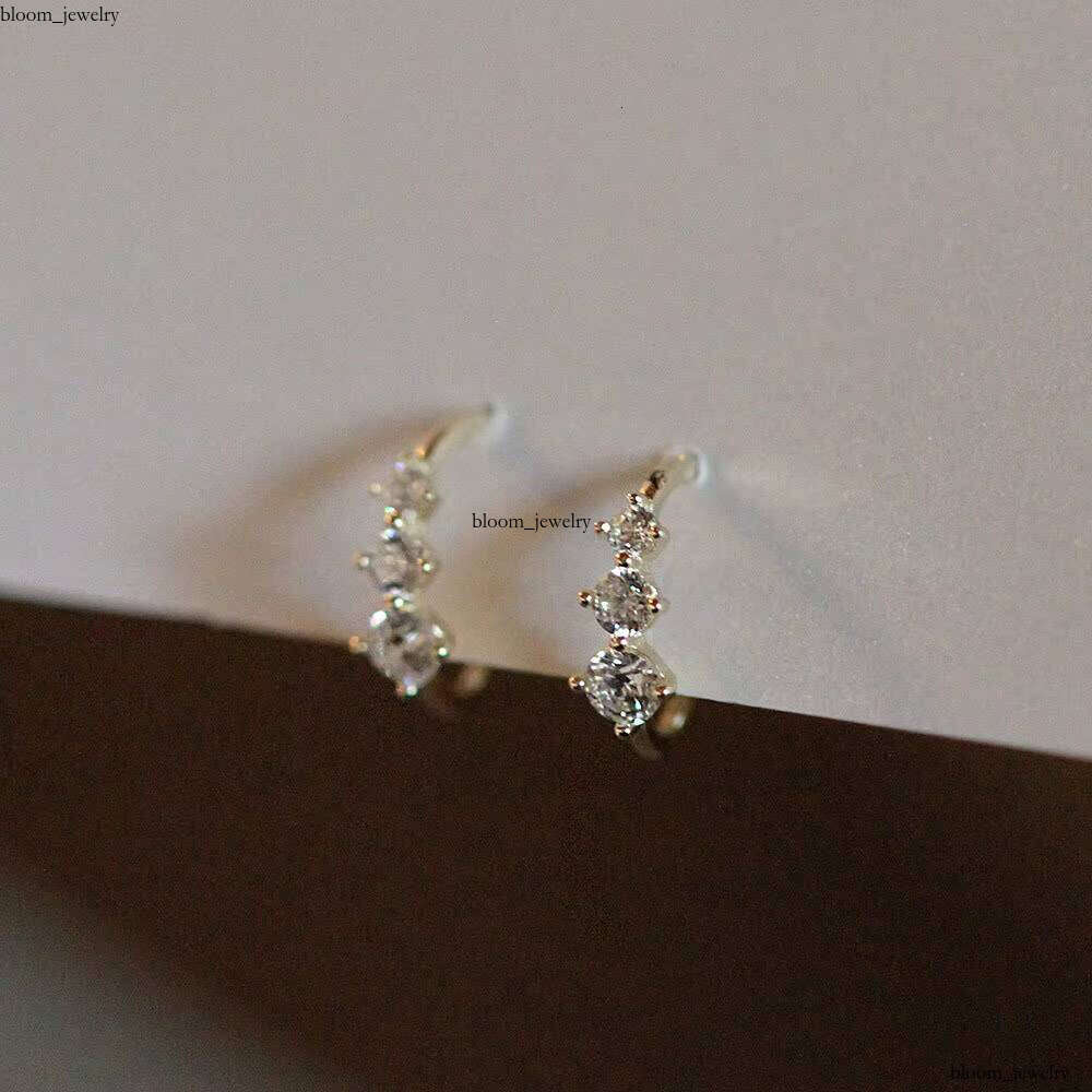 Pure 925 Sterling Silver Hot Sale 18k Gold Plated Simple Shiny VVS Moissanite Earrings for Women Girls