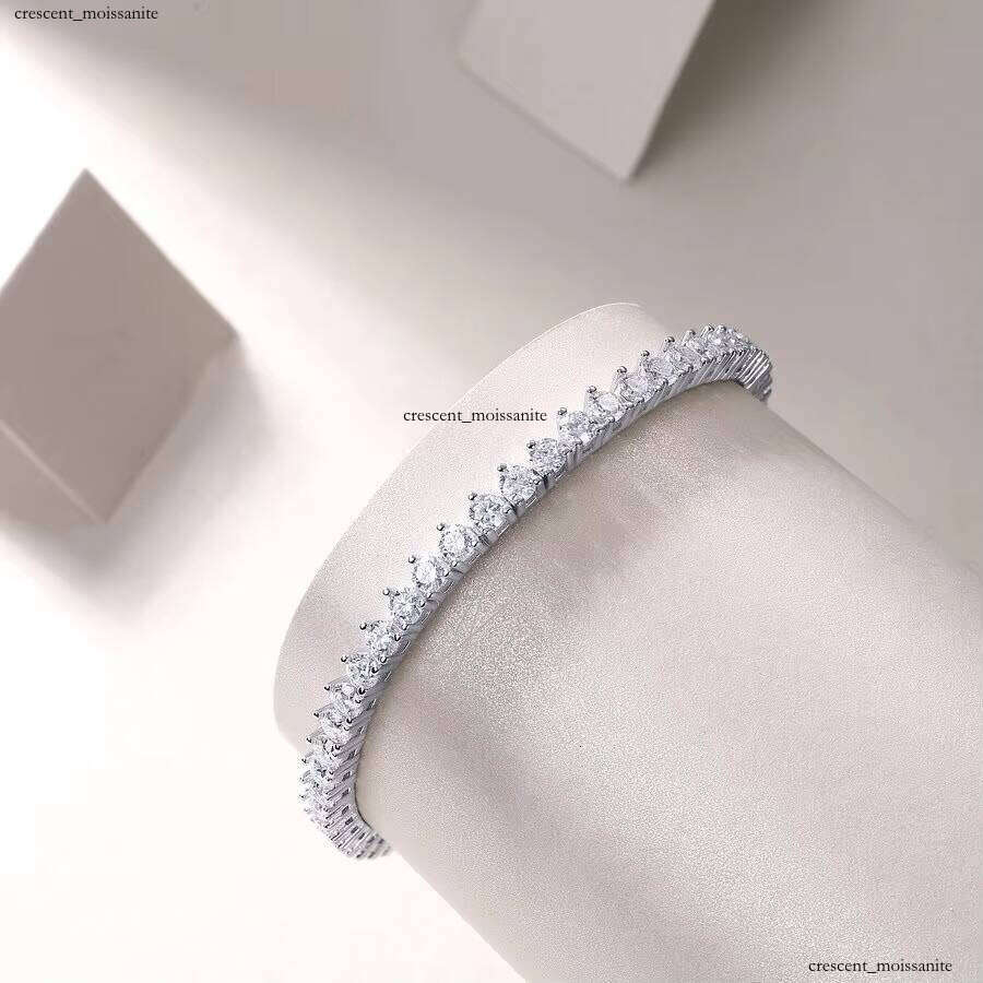 1pc VVS Moissanite Tennis Bracelet 925 Silver Women's Hip Hop Exquisite Couple Fashion Jewelry Valentine's Day Wedding Gift