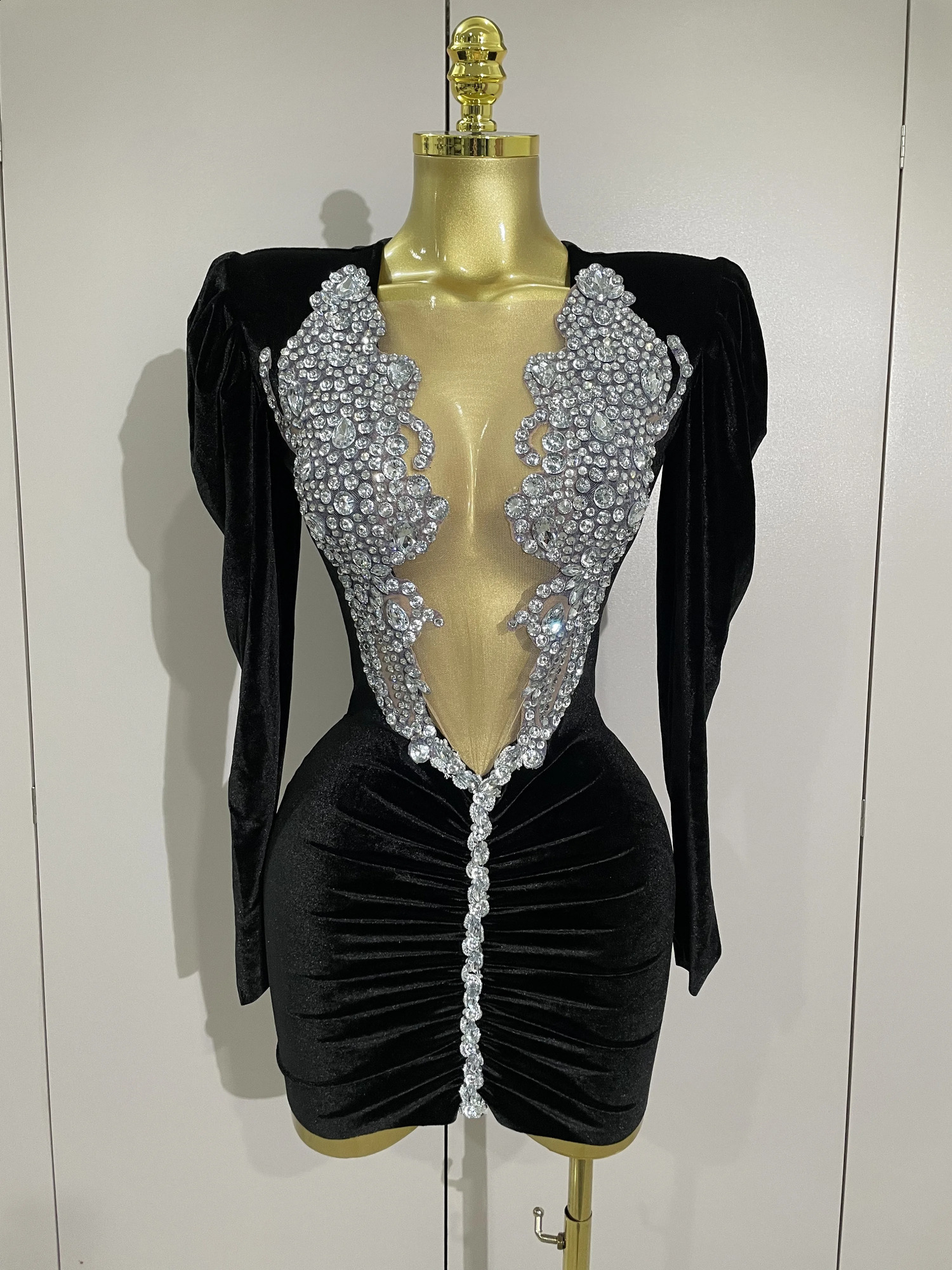 Sparkly Crystals Sexy Mesh Black Velvet Short Dress 2025 Women Elegant Evening Prom Birthday Party Dresses Stage Costume 251201