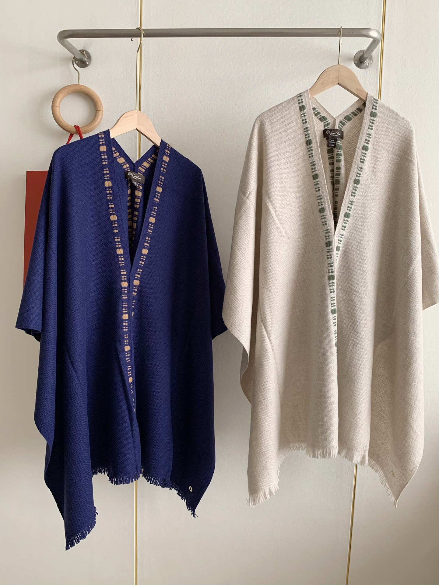 Designer Wool Shawl 25ss Winter and Early Spring New Women cape Cashmere Blend Mulberry silk Cashmere Double-sided Women's shawl, warm in autum