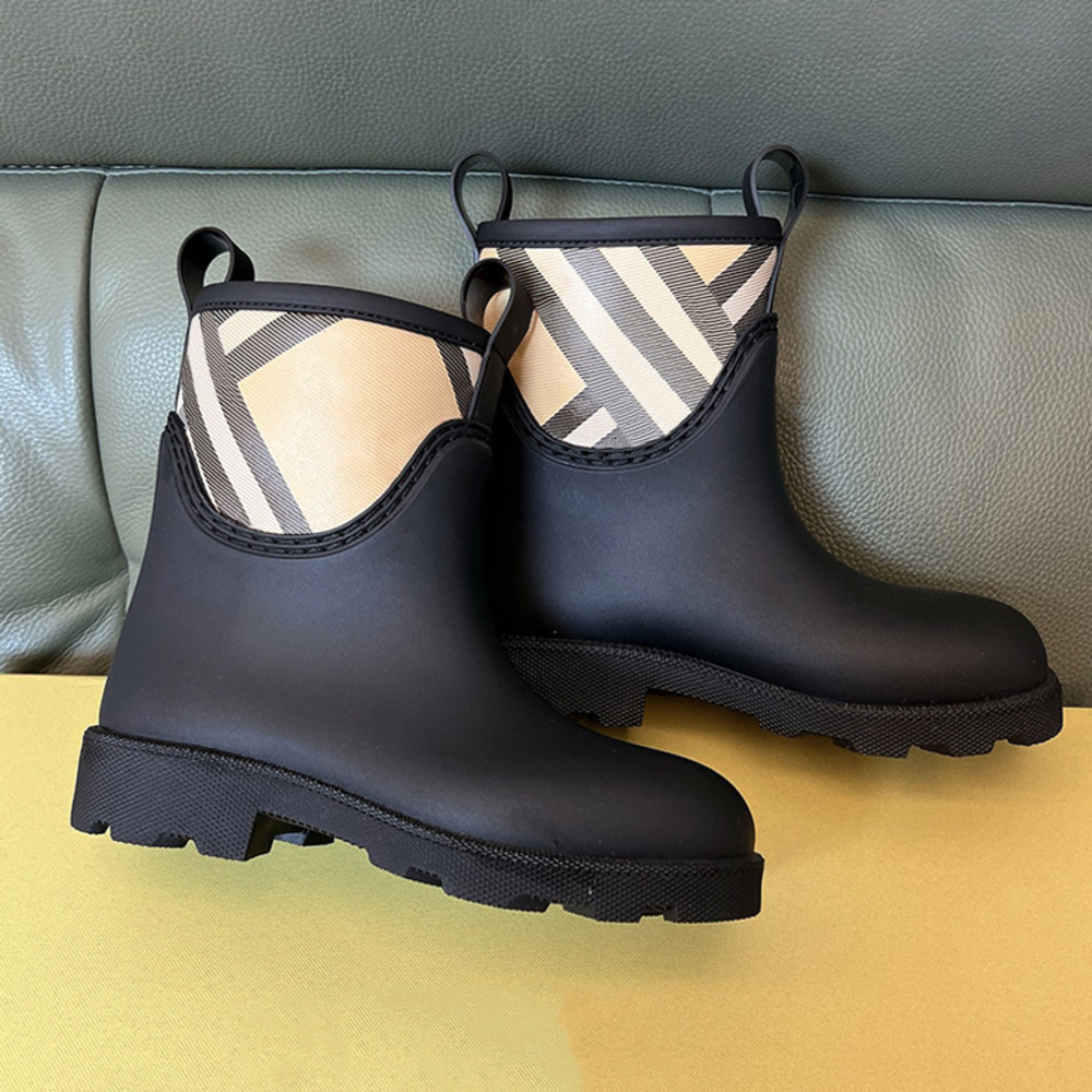 Designer Martin Boots Plaid Rain Boots Rubber Knee High Boots Women Waterproof Boots Platform Ankle Boots 1004