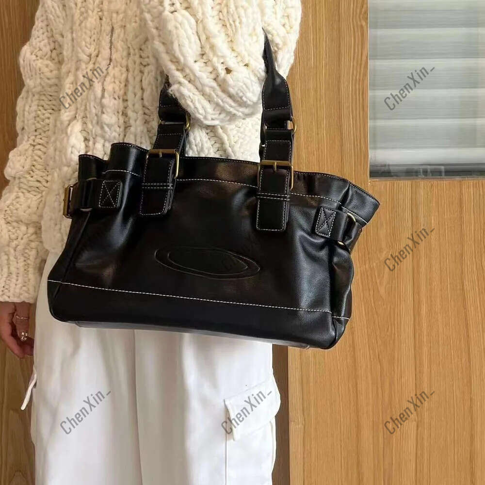 Designer planet bag west wood bag with logo Empress West Soft Leather Handbag Shoulder Commuter Motorcycle Large Capacity Niche Design Vintage Tote