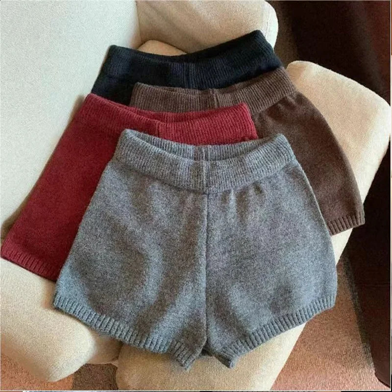 Women High Waist A-Line Shorts Thin Knit Sports Shorts For Women Casual Running Slim Bodycon Trousers 2025 Autumn Winter251210