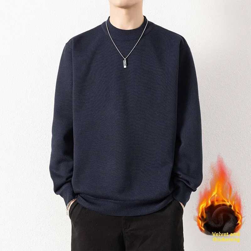 Mens Fleece-Lined Crew Neck Sweater New Winter Version Versatile Base Shirt Simple Solid Color Basic Fleece KnitwearXJ251210