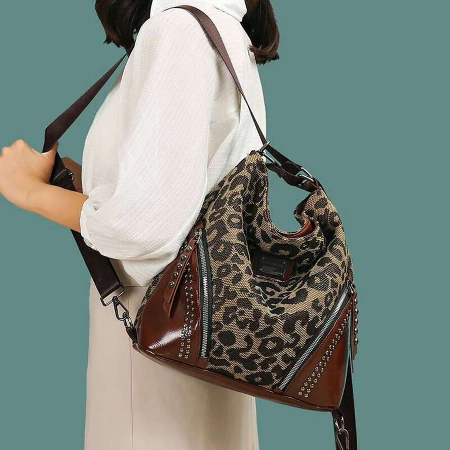 OLOEY Women Bag Fashion Popular Leopard Print Multifunctional Women's 2022 Autumn Winter New Large-capacity Senior Backpack storyelfbag