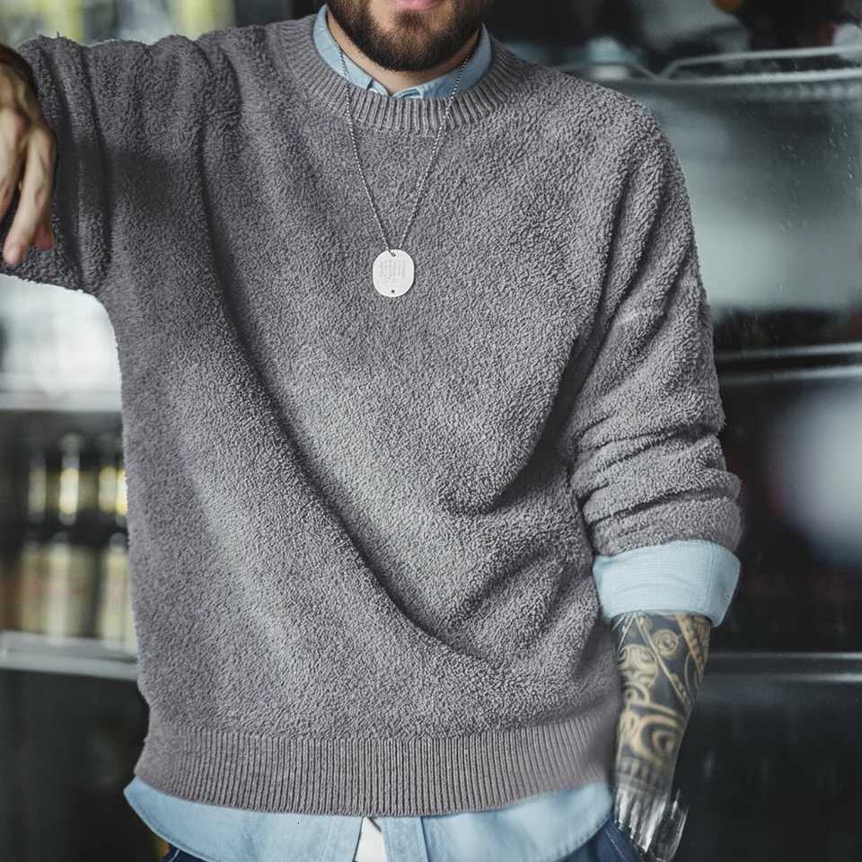 Maden New Retro Grey Round Neck Sweater Fleece-lined Warm Versatile Pullover for Men with Loose Fit Tops for Autumn and WinterXJ251210