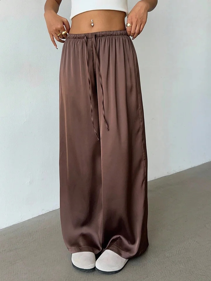 Spring and Autumn Fashionable European American Style Solid Color Straight Pants 251129