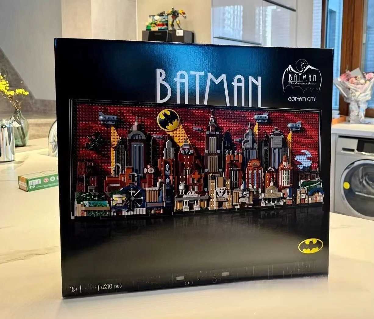 Box Display Assembly Brick Toys For Gift With Light The Animated Series Gotham City Skyline Building Block Model 76271 K260311-image-1097063919