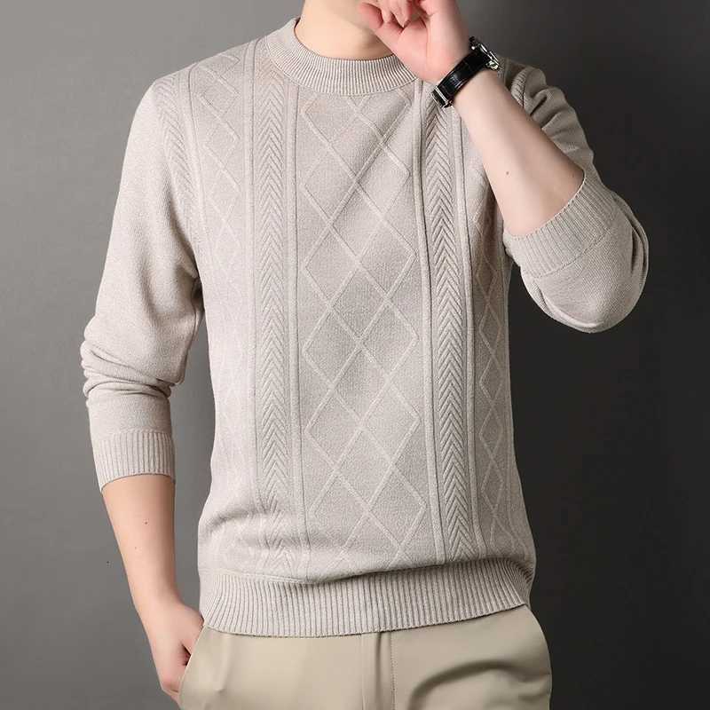 Autumn Winter Mens Fleece Knit Pullovers Solid Color O-Neck Warm Knitted Sweater Men Fashion Smart Casual Pullover SweatersXJ251210