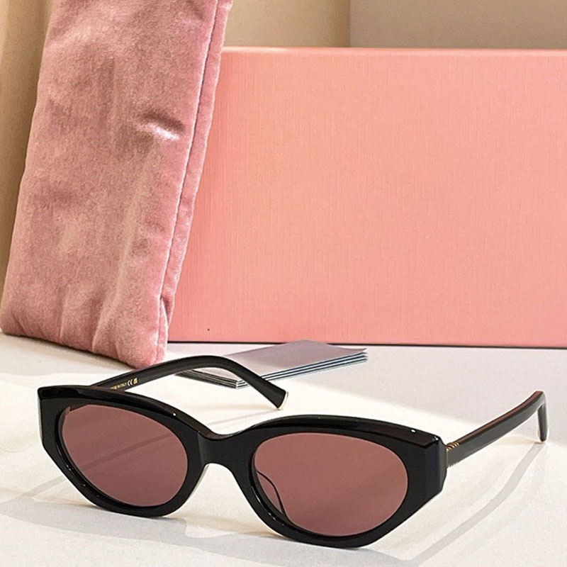 New Popular Womens Sunglasses Acetate Fiber Luxury Cat Eye Frame Outdoor Sunshade Fashion Versatile Casual Style B18 With Box