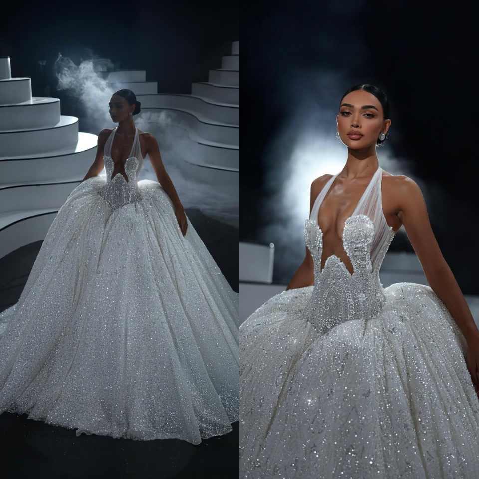 Design Ball Gowns Bride Dress Beaded Sequins Halter Neck Wedding Dresses Luxury Crystal Lace Sweep Train Bridal Skirt Customized