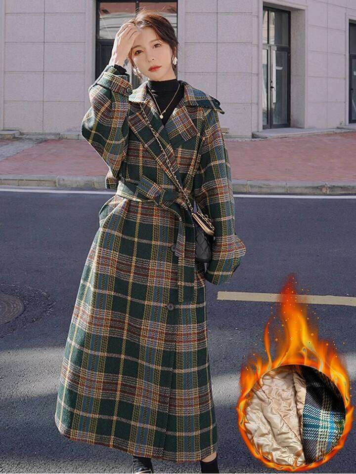 Fashion 2026 Vintage Plaid Tweed Long Woolen Coats Women Winter New Loose Wool Blend Thicken Jackets Korean Warm Cotton Padded Lined