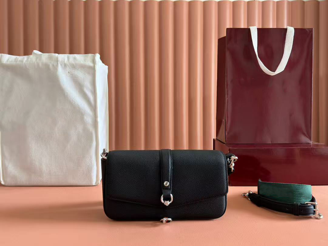 High-quality luxury fashion designer handbag, women's classic luxury lychee leather shoulder strap cross-body bag, simple shoulder strap handba