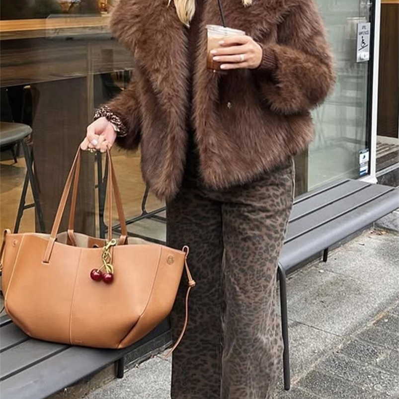 Solid Brown Fluffy Fur Jacket Womens Casual Lapel Loose Long Sleeves Thicken Warm Short Coat 2025 Winter Lady Commute Wear251210ww