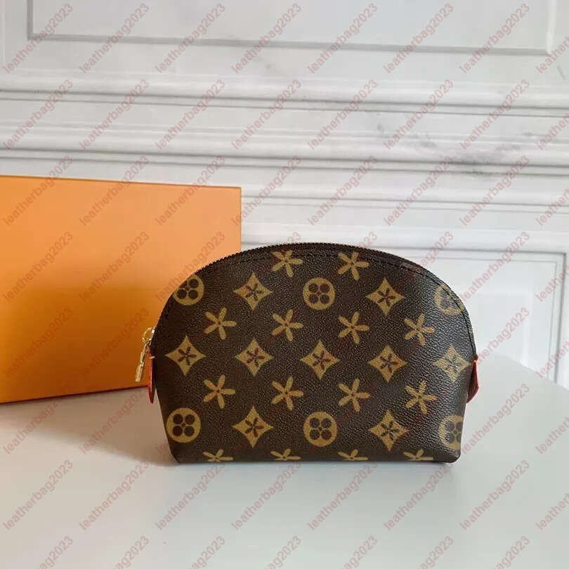 2023 Makeup bag cosmetic bag print letter organizer and toiletry designer luxury clutch pouch coin purse for women Wallets