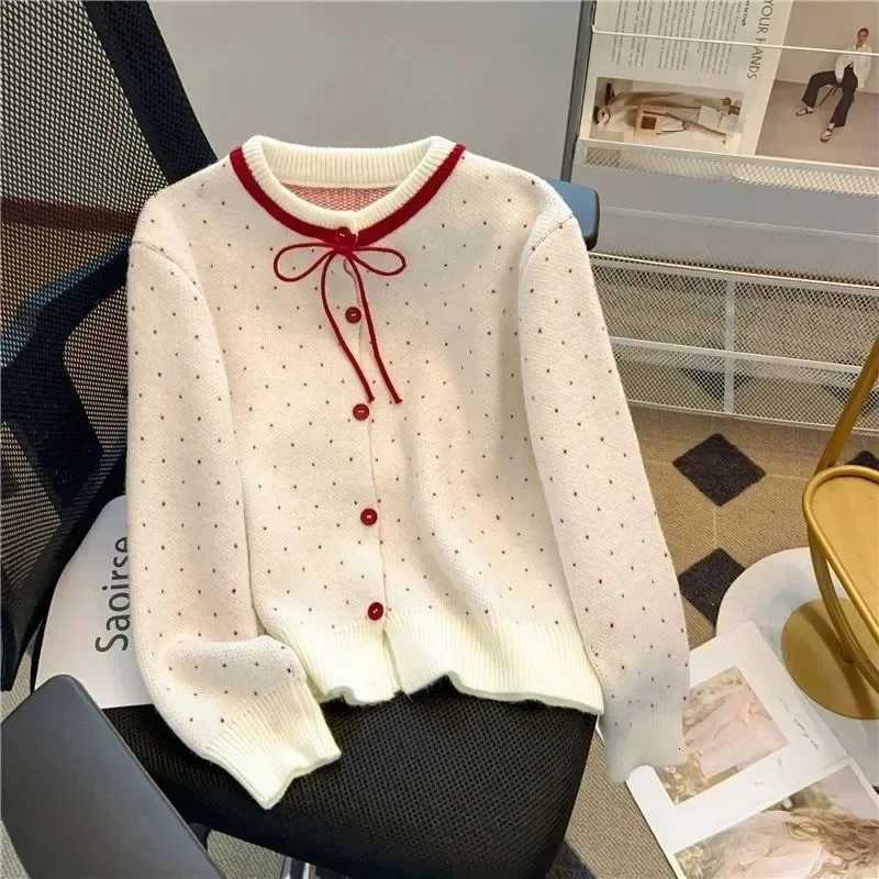 Red Polka Dot Short Knitted Sweater Coat Womens Spring Design Sense Self-Preserving Style Full Sleeve round Neck Top Z251211