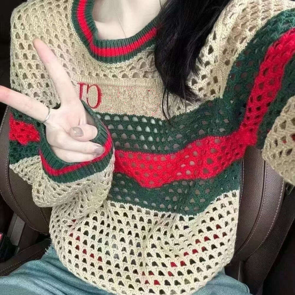 2025 NOUVEAU Designer de haute qualité Tricots pour femmes Femmes Marque de luxe Designer Chandails Veste Manteaux courts Sweat à capuche