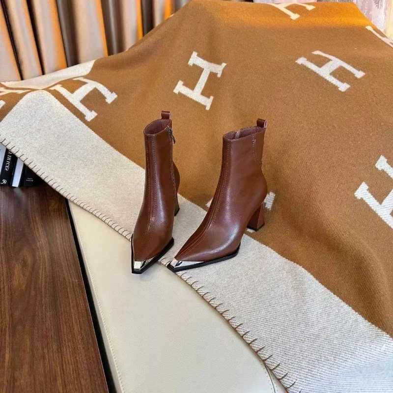 Winter New Elegant N-slip Pointed Toe Solid Color Modern Womens Boots with Rear Zipper Warm Casual Thick-soled High HeelsXJ251211