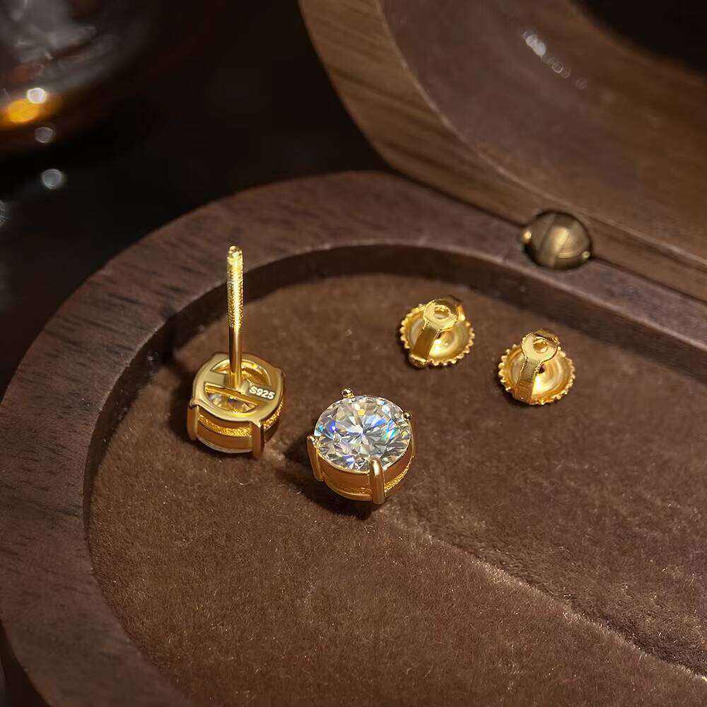 VVS Moissanite 925 silver Luxury VVS GRA Certificate 5 * 5mm Round Brilliant Cut Unisex Silicon Stone Stud Earrings Screw Back
