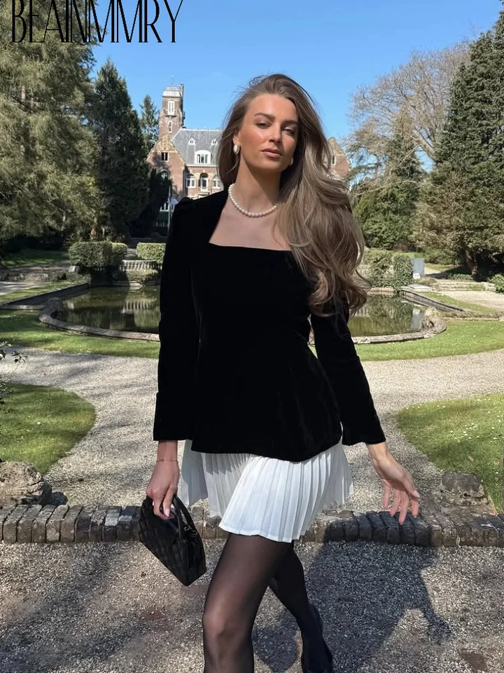 Women Velvet High Waist Spliced Mini Dresses 2025 Elegant Square Neck Long Sleeve Gowns Autumn Winter Chic Lady Party Dress 251205