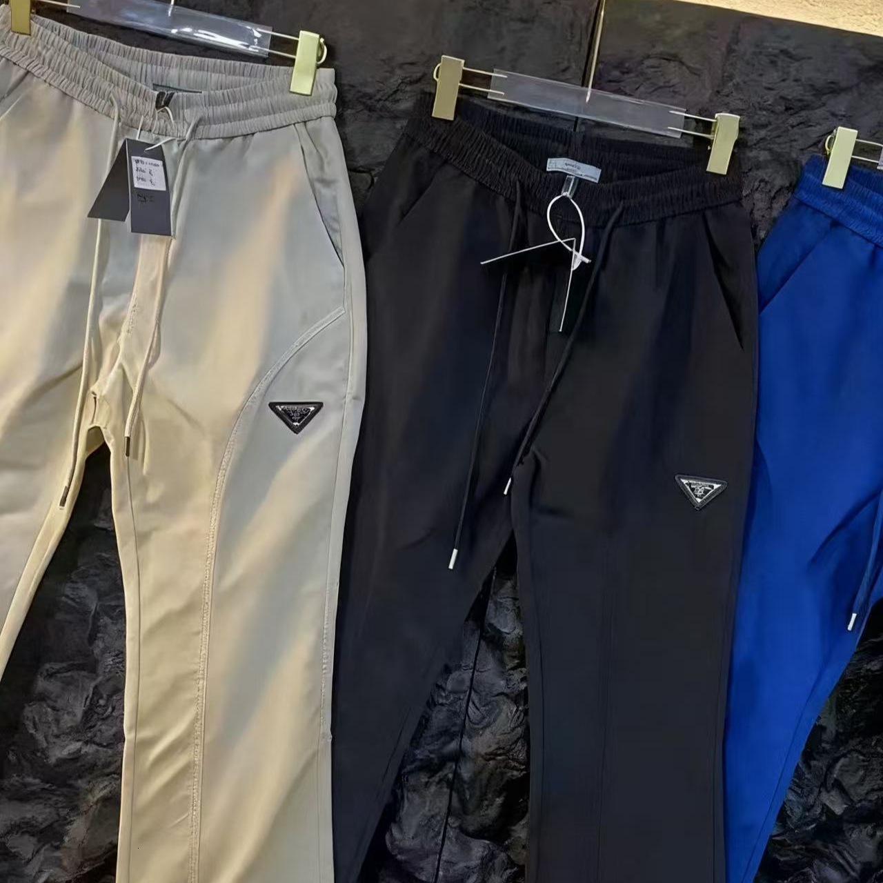 2025 New Light Luxury Men's Breathable Loose Triangle Casual Pants Fashion Thin Pants Quick Drying American Micro Pull Pants