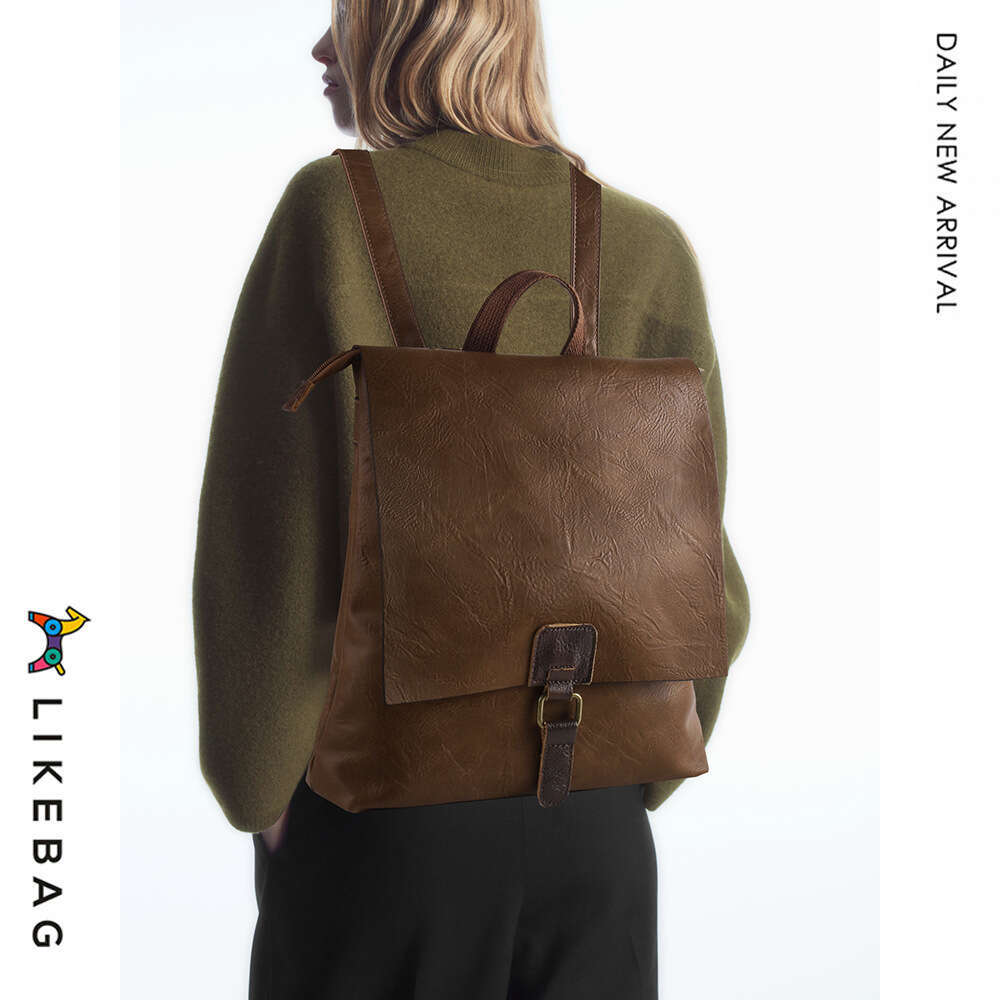 Retro Cowhide Cross-Border Outdoor Large Capacity Backpack Commuting Shoulder Multifunctional Free shipping designer Women's Bag