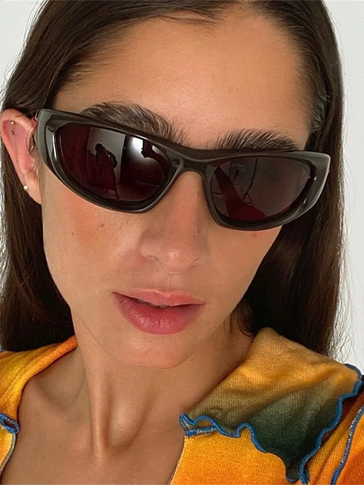 Vintage Y2K Punk Cat Eye Occhiali da sole da donna Moda Retro Sport all'aria aperta Shades UV400 Uomini Guida Occhiali da sole 251210
