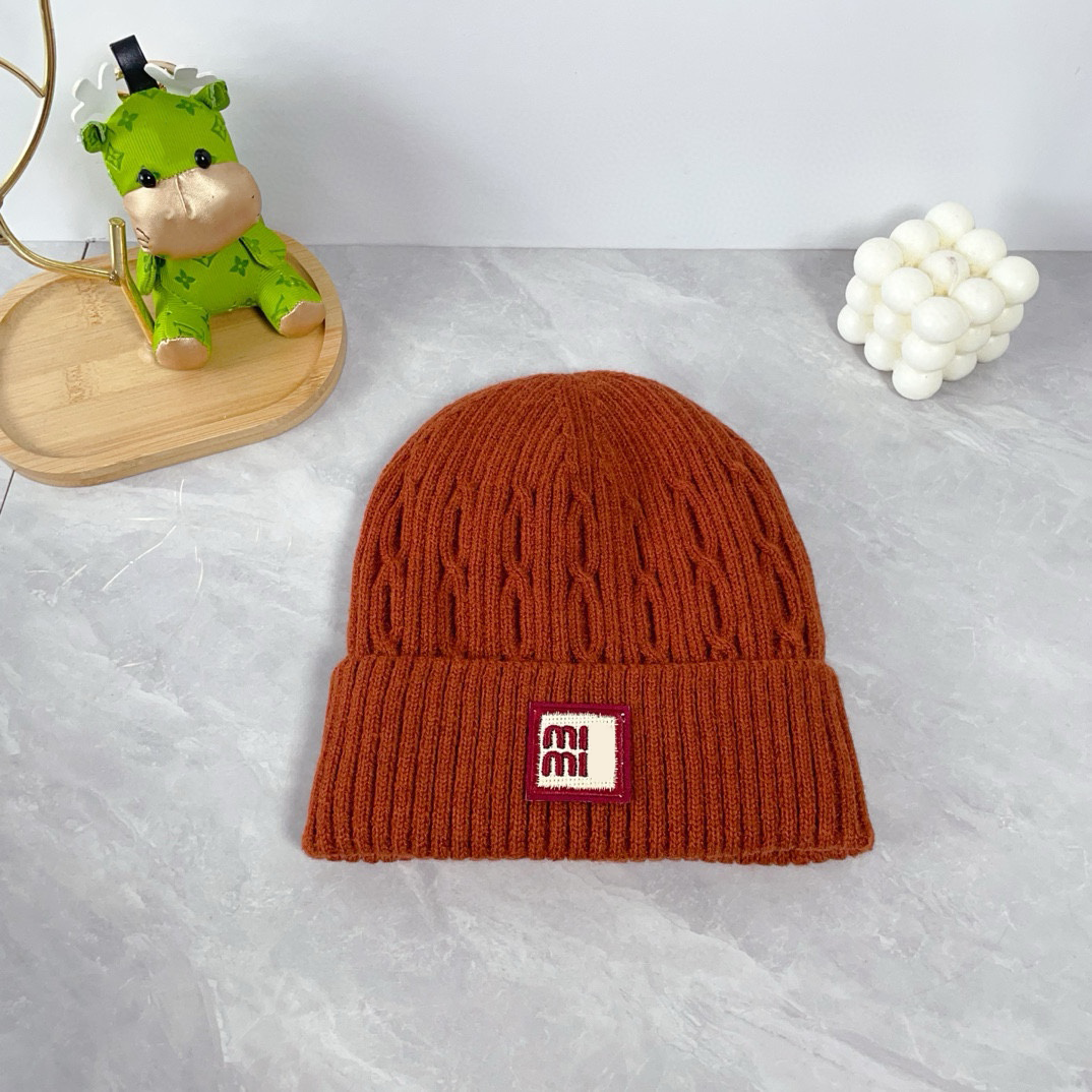 Luxury designer Beanie Knitted Hats In Autumn Winter For Wool Soft Thick European American Daily Wear Street Hat Simple And Classic