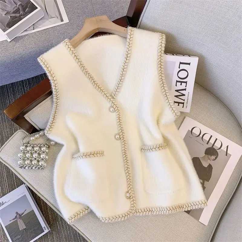 Womens Clothing Temperament Knitted Vest Cardigan Autumn/Winter Elegant Pockets Sweater Lady Basic V-neck All-match Button Tops Z251211