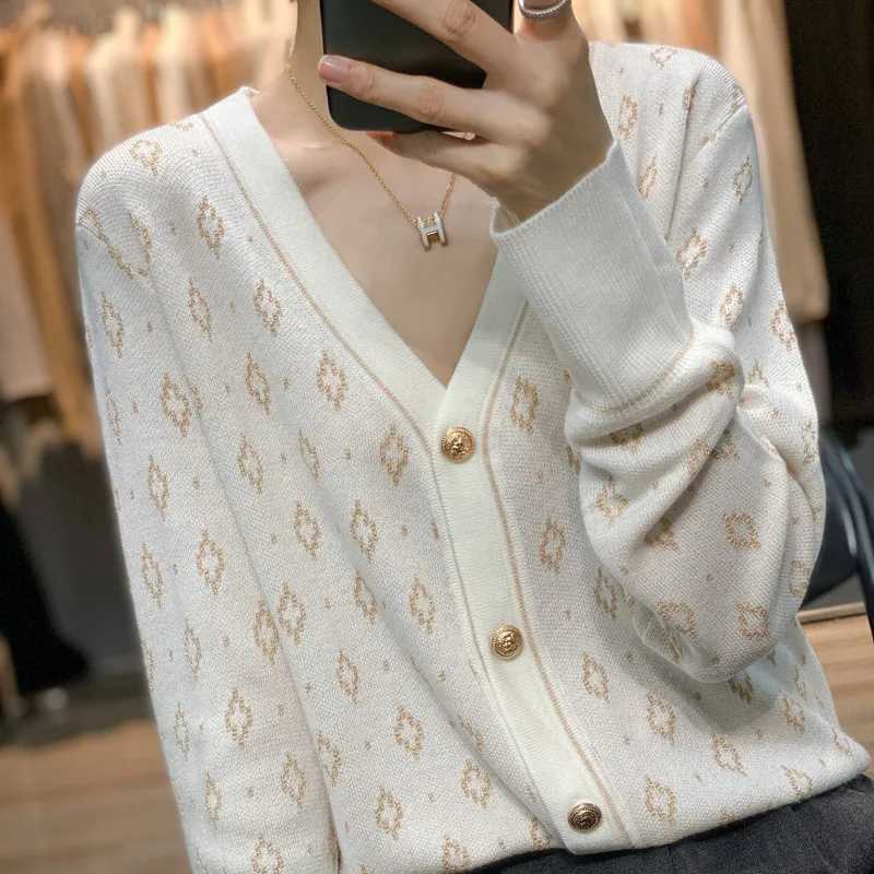 Spring and Autumn New Worsted Wool V-neck Jacquard Six Knitted Cardigan Womens Loose Gold Sweater Coat Z251211