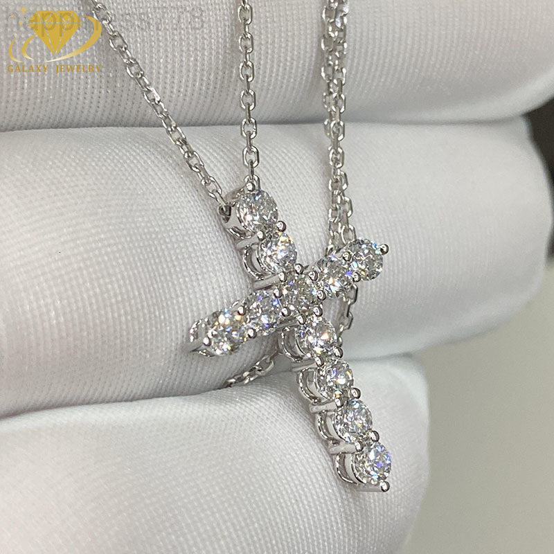 Classic Jewelry Cross Pendant 925 Silver IGI Certificate Lab Grown Diamond Pendant For Men And Women