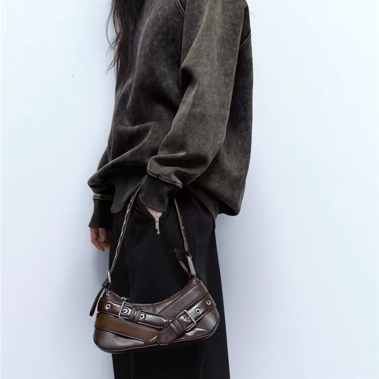 Douxlihm Free Shipping New Designer Bag Women's Bag 2025 Original Niche Retro Black Hot Girl Motorcycle Bag Single Shoulder Underarm Baguette B