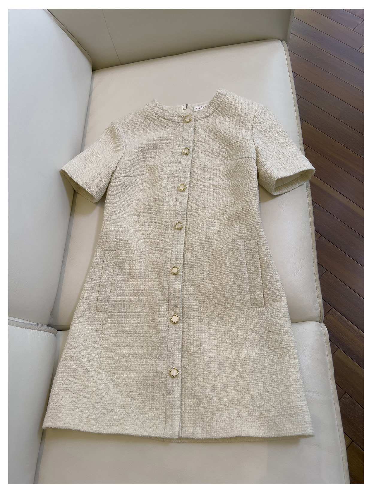 2026 Spring Ivory Solid Color Tweed Short Sleeve Round Neck Buttons Single-Breasted Casual Dresses J5N279439 Haute Couture Check Size Chart Please