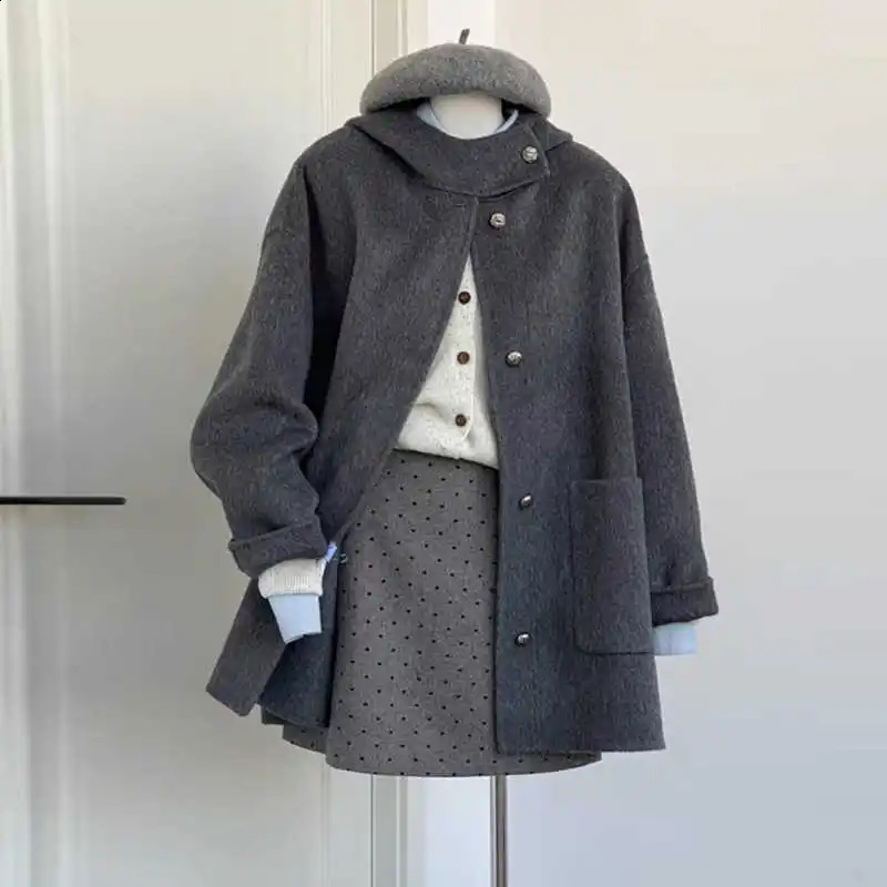 Grey Hooded Double-Sided Wool Woolen Coat For Women In Autumn And Winter High-End Hepburn Style Coat 251210