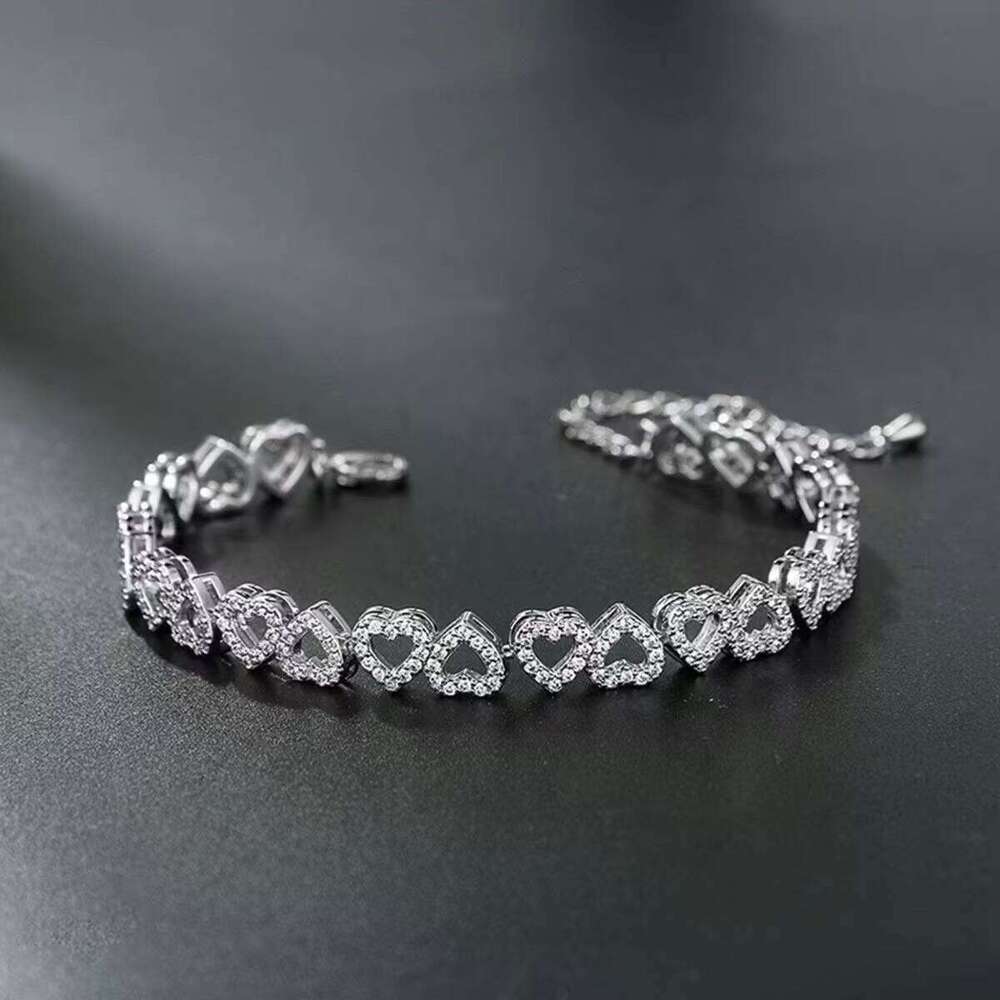 Waterproof Matte 18K PVD Gold Sterling Silver Super Shiny 5A VVS Moissanite Heart Adjustable Bracelet