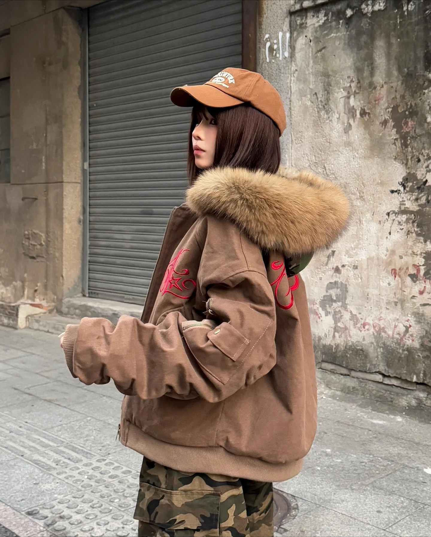 Y2k American Gothic Punk Jacket Men and Women Harajuku Retro Plush Hooded Loose Leather Jacket Casual Trendy Zipper Jacket 251210