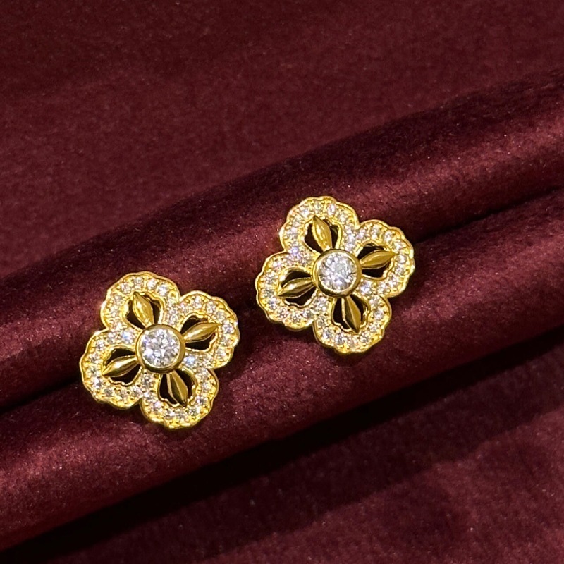 French Style Light Luxury Retro Full Diamond Pestle Four Leaf Clover Earrings Antique Style Niche High End Exquisite Temperament Versatile Earrings