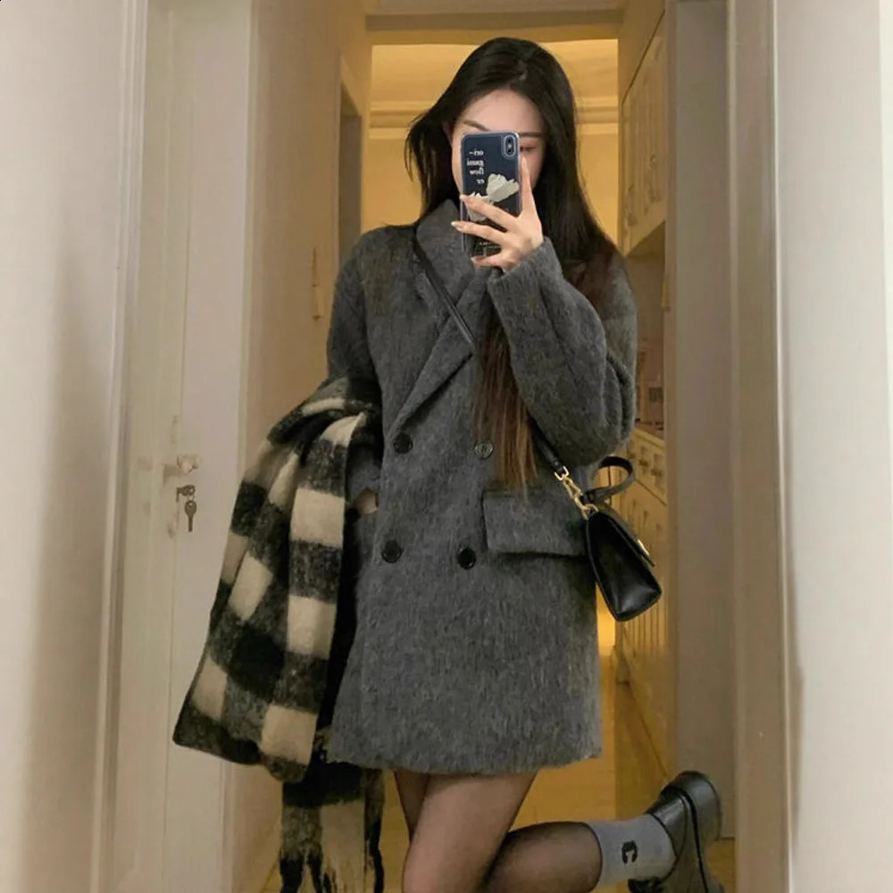 Plus Size Gray Woolen Suit Coat Womens Elegant Thick Winter Style Korean Casual Long Sleeve Classic Collar Fashion Slimm 251210