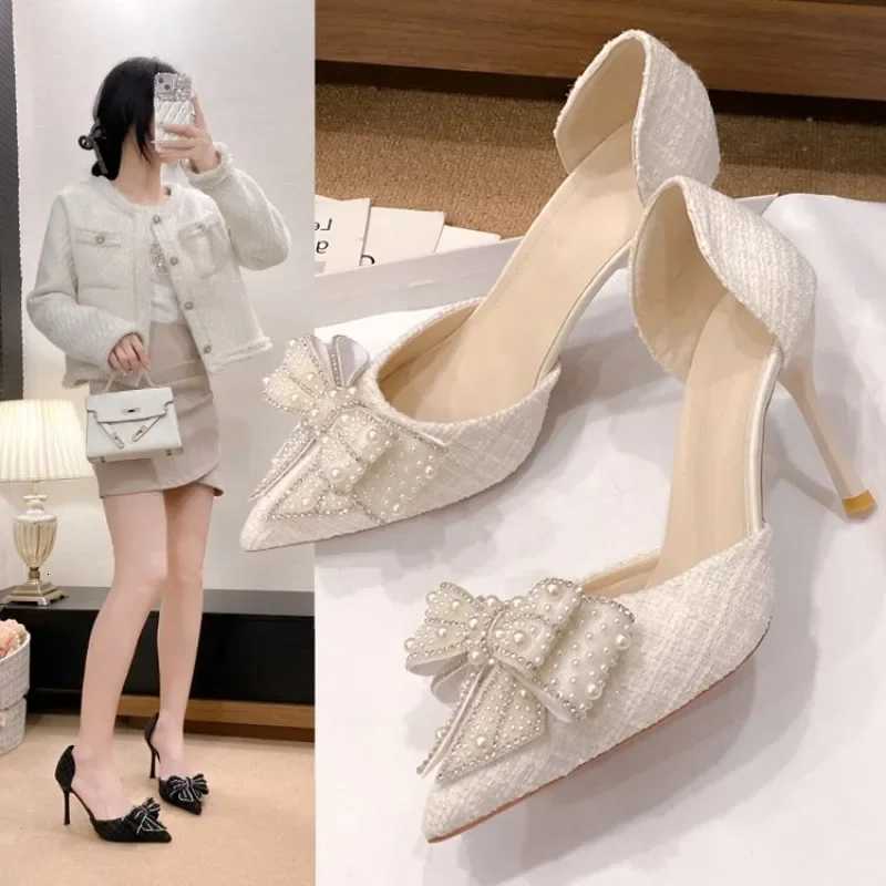 2025 New Autumn Brand Designer High Heels Luxury Pearl Crystal Bowtie White Wedding Shoes Women Pumps Thin Heeled Party Shoes Z251211