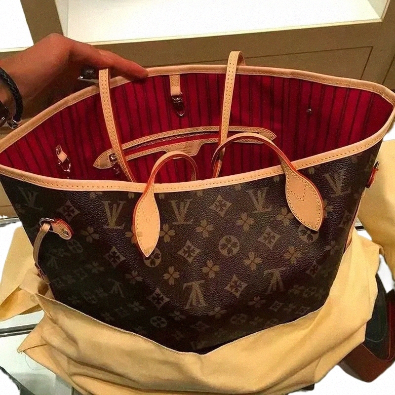 High Quality Designer Bag Womens Light Luxury Bag Fashion Women Genuine Leather Shoulder Bag Embossed Diagonal Handbag Letter Striped Underarm Bag D