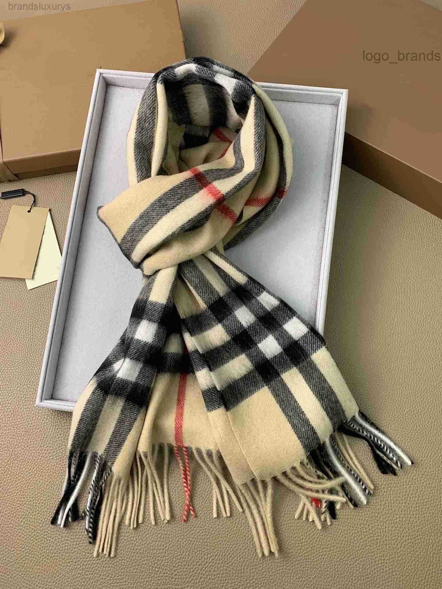 Designer Luxury cashmere scarf Winter mens and womens long scarf fashion classic never go out of style large plaid cape