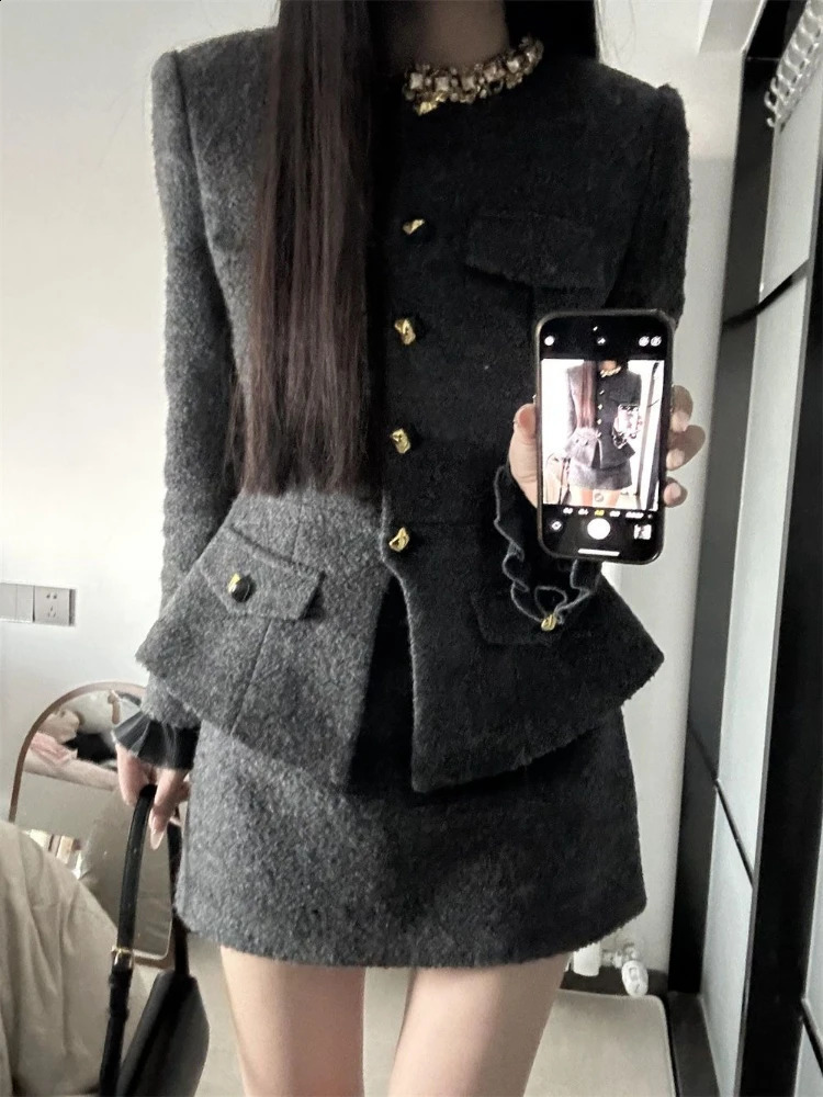 Autumn Korean Fashion French Elegant Womens Suit Warm Y2k 2 Piece Set Office Lady Slimming n Party Outfits Woman Clothing 251201