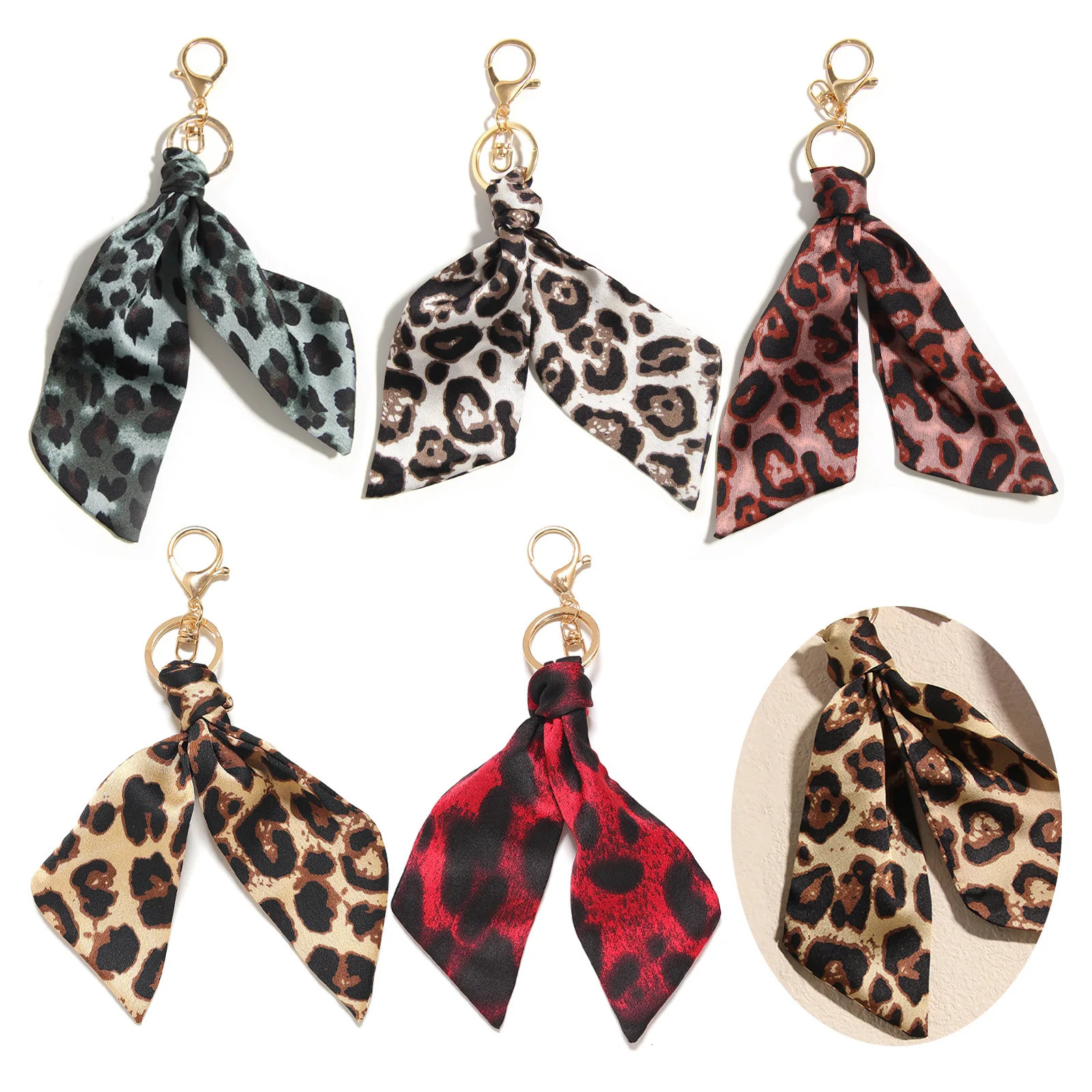 Leopard Print Bag Pendant Exquisite Bow Car Keychain Accessories Fashion Woven Bag Decoration Cute Key Chain for Women Wholesale 251211