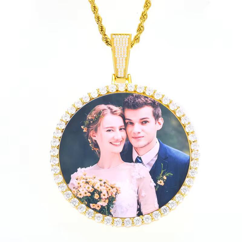 In Stock Custom Iced Out VVS Moissanite 68MM Round Memory Photo Pendant S925 Sterling Silver Can Diamond Test Hip Hop Jewelry