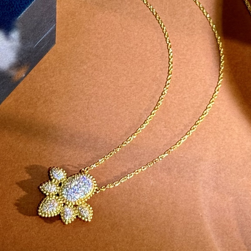 Designer necklace 45CM pendant earrings gold plated bracelet crystal studded Waterproof jewelry With box 014