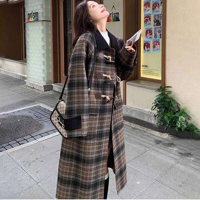 Vintage Plaid Woolen Fashion 2026 Jacket Women Overcoat Autumn Winter New Fashion Loose Duffle Buckle Mid-Length Wool Windbreakers Coat